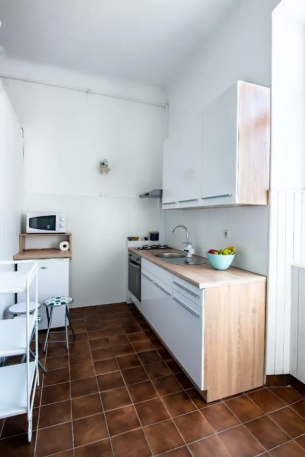 Apartment Bloom - Pula City Center Croatia